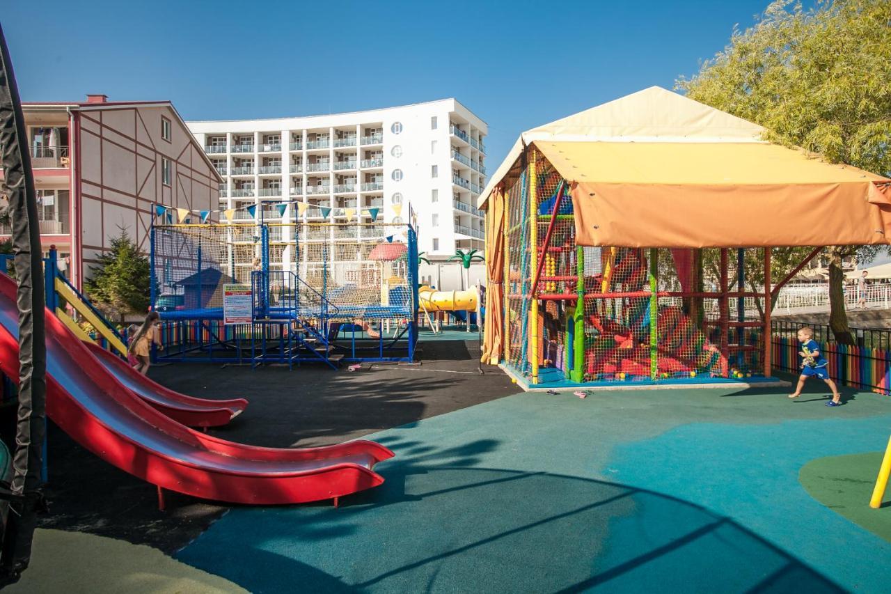 Hotel Natali زاتوكا المظهر الخارجي الصورة