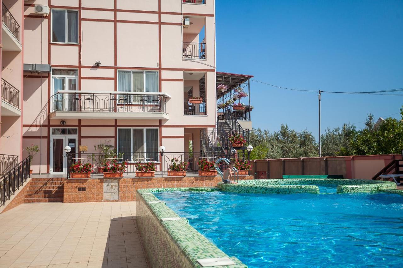 Hotel Natali زاتوكا المظهر الخارجي الصورة
